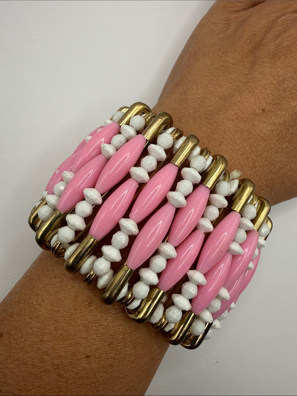 Vintage Safety Pin Jewelry Gold Tone Pink White Beaded Large Cuff Bracelet